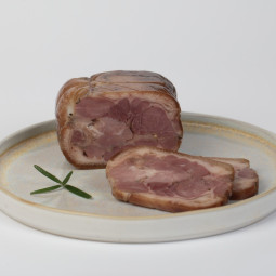 K/r Karkutės vyniotinis (natūralaus alksnio dūmo) vakuume